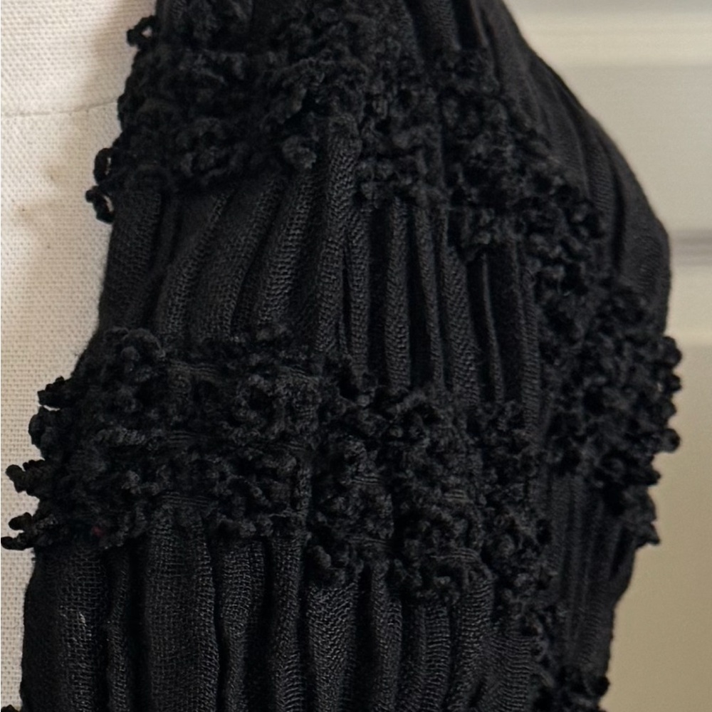 Beautiful infinity scarf - Picture 3 of 3